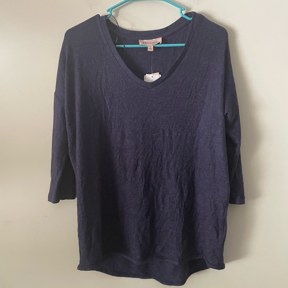 Philosophy long sleeve v neck ladies size S thin sweatshirt. New.Navy blue